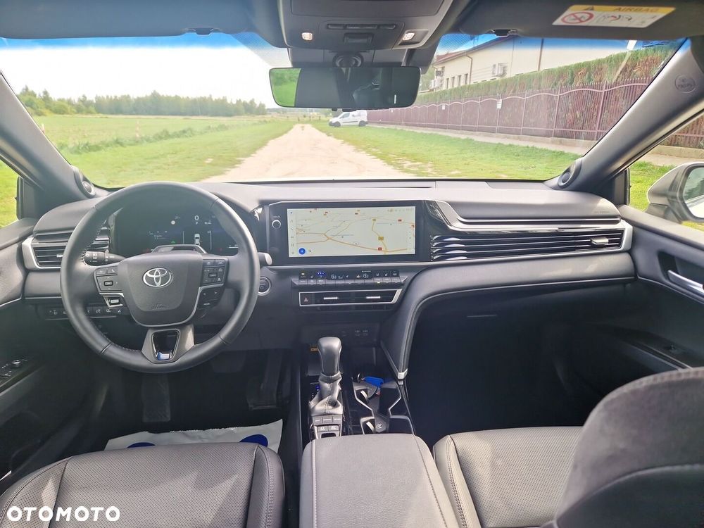 Toyota Camry - 9