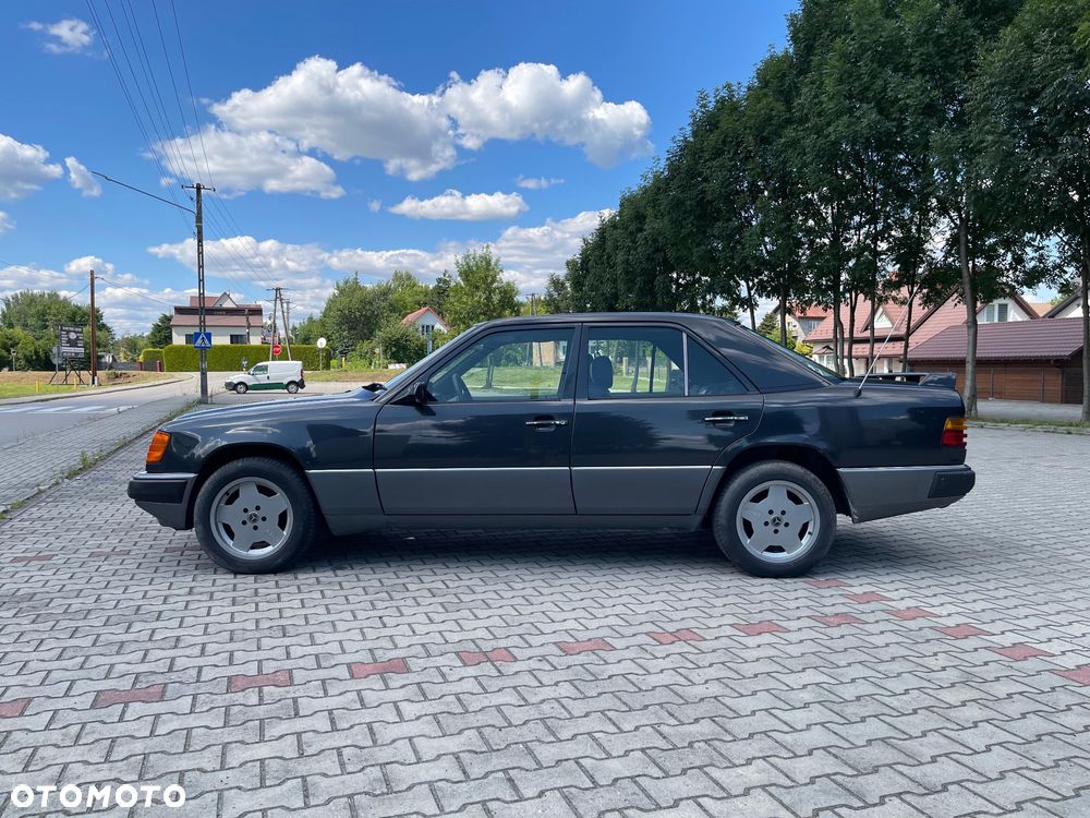 Mercedes-Benz W124 (1984-1993) - 2