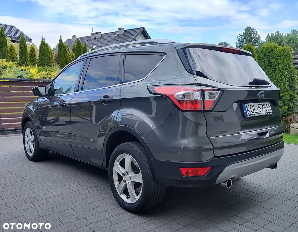 Ford Kuga 2.0 TDCi 4x4 Titanium - 4