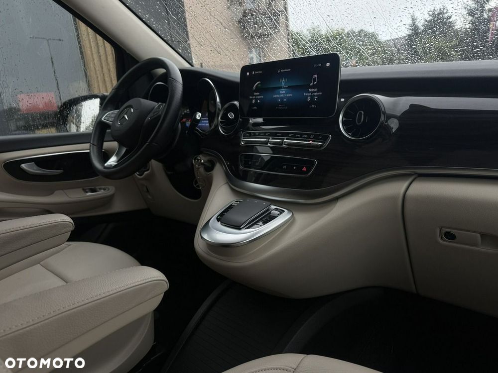 Mercedes-Benz Klasa V 250 d extralang 9G-TRONIC Special Edition Avantgarde - 20
