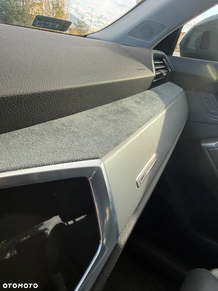 Audi Q3 Sportback - 18