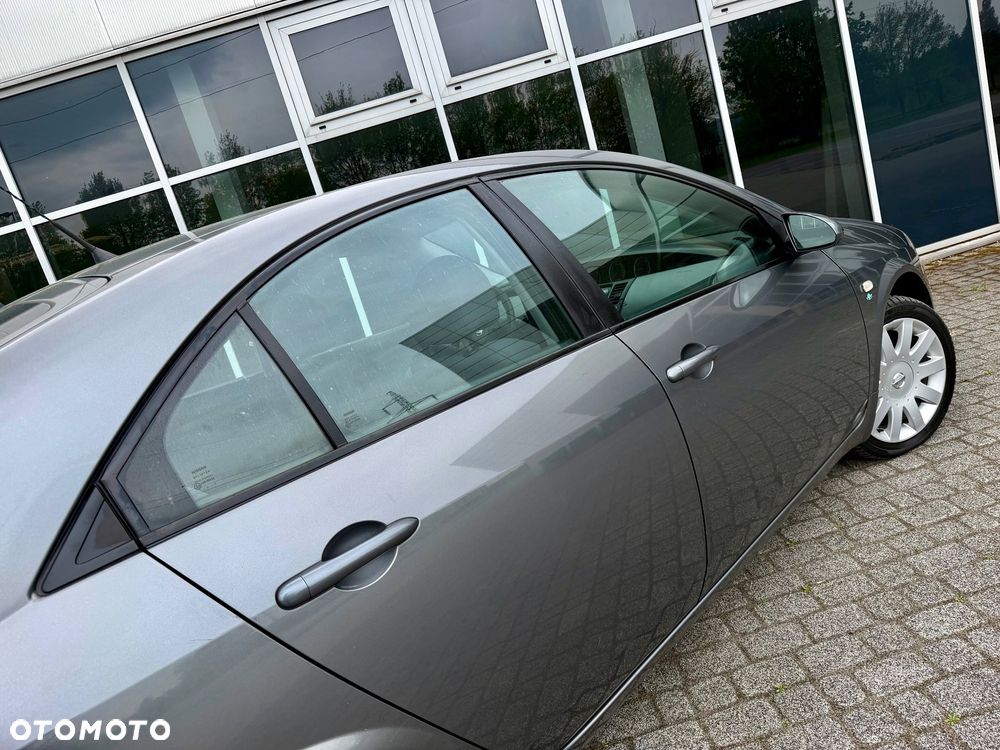 Nissan Primera - 25