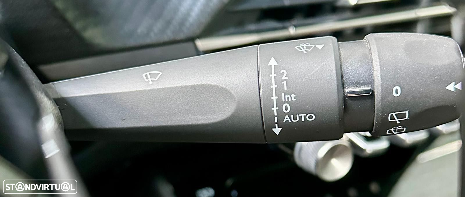 Peugeot e-2008 50 kWh GT Pack - 12
