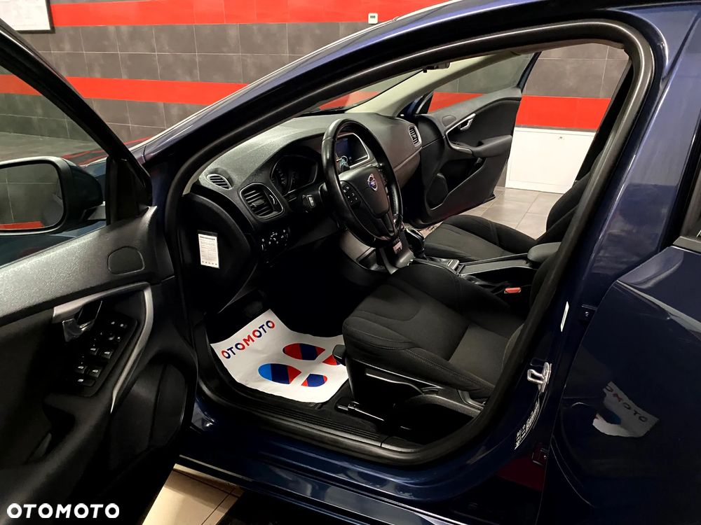 Volvo V40 D2 Momentum - 15