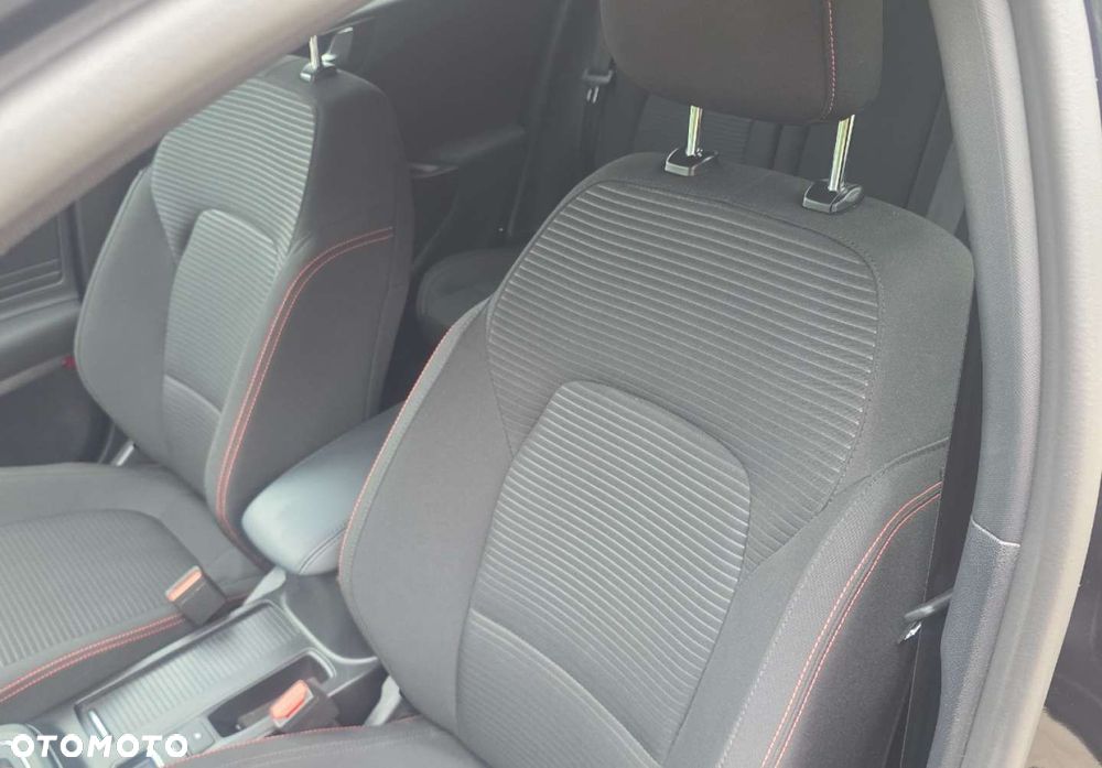 Ford Focus - 12