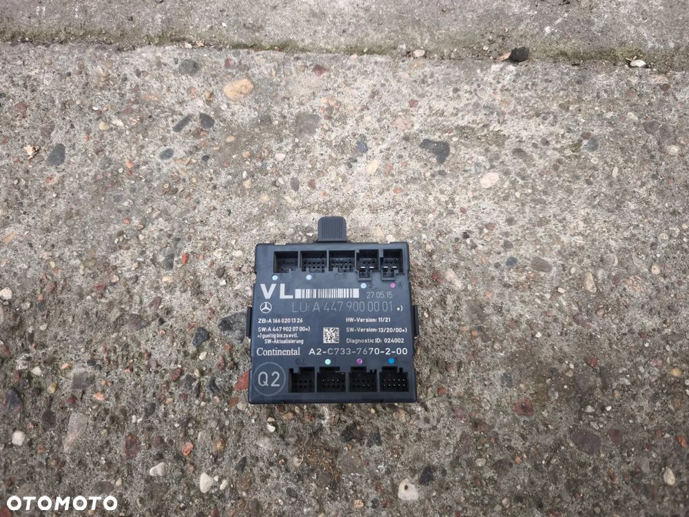 Moduł drzwi lewy przód A4479000001 Mercedes-Benz Vito 447