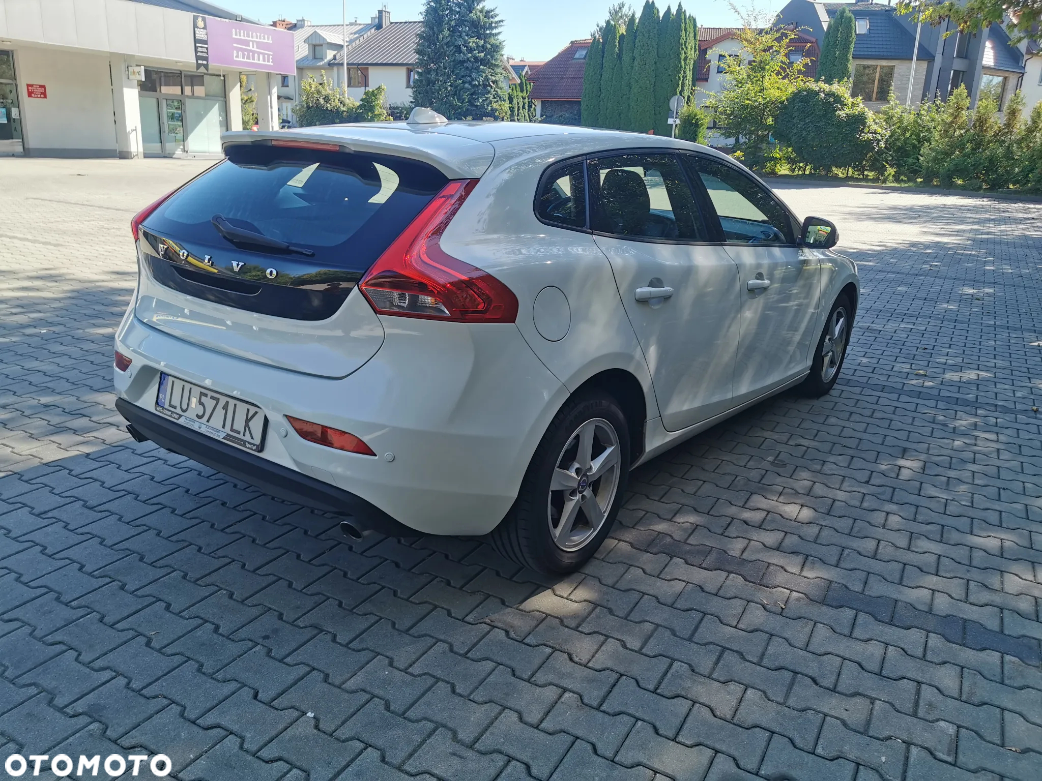 Volvo V40 D3 Kinetic - 4