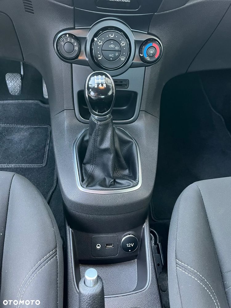 Ford Fiesta 1.25 Trend Edition - 35