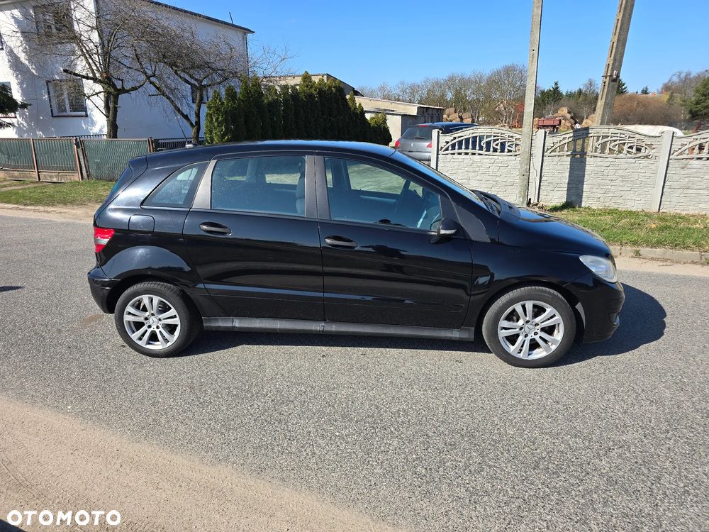 Mercedes-Benz Klasa B - 2