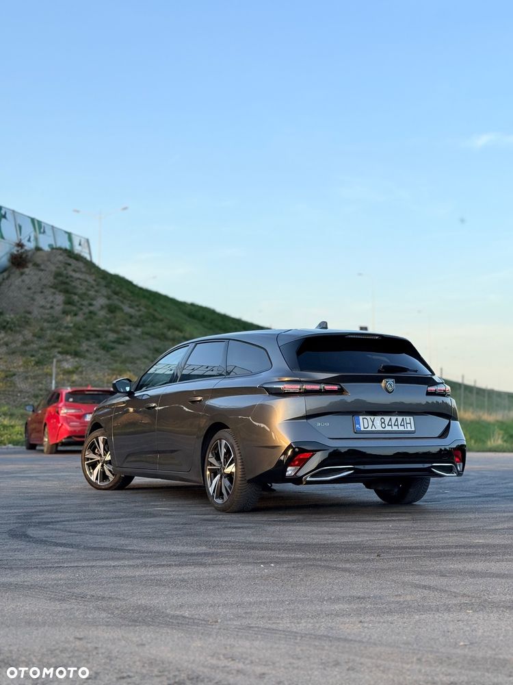 Peugeot 308 1.2 PureTech GPF Allure S&S EAT8 - 4