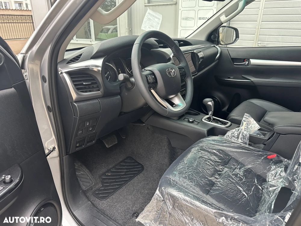 Toyota Hilux 4x4 Double Cab MHEV Autm. Executive - 11