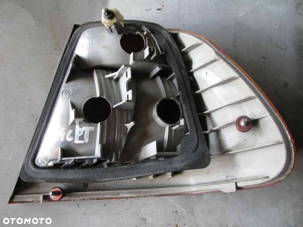 LAMPA LEWY TYŁ BMW E46 SEDAN 8364921 W BŁOTNIK - 5