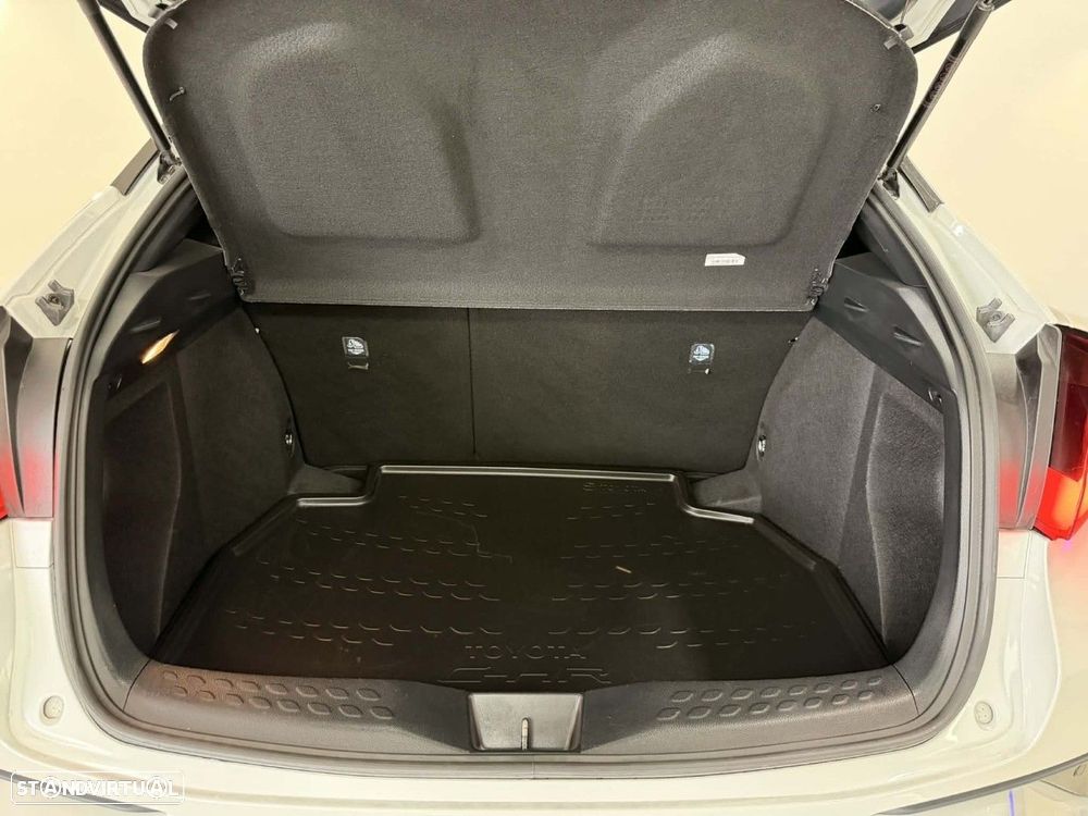 Toyota C-HR 1.8 Hybrid Exclusive+P.Luxury - 24