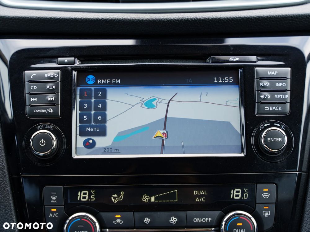 Nissan Qashqai 1.6 dCi Xtronic TEKNA+ - 33