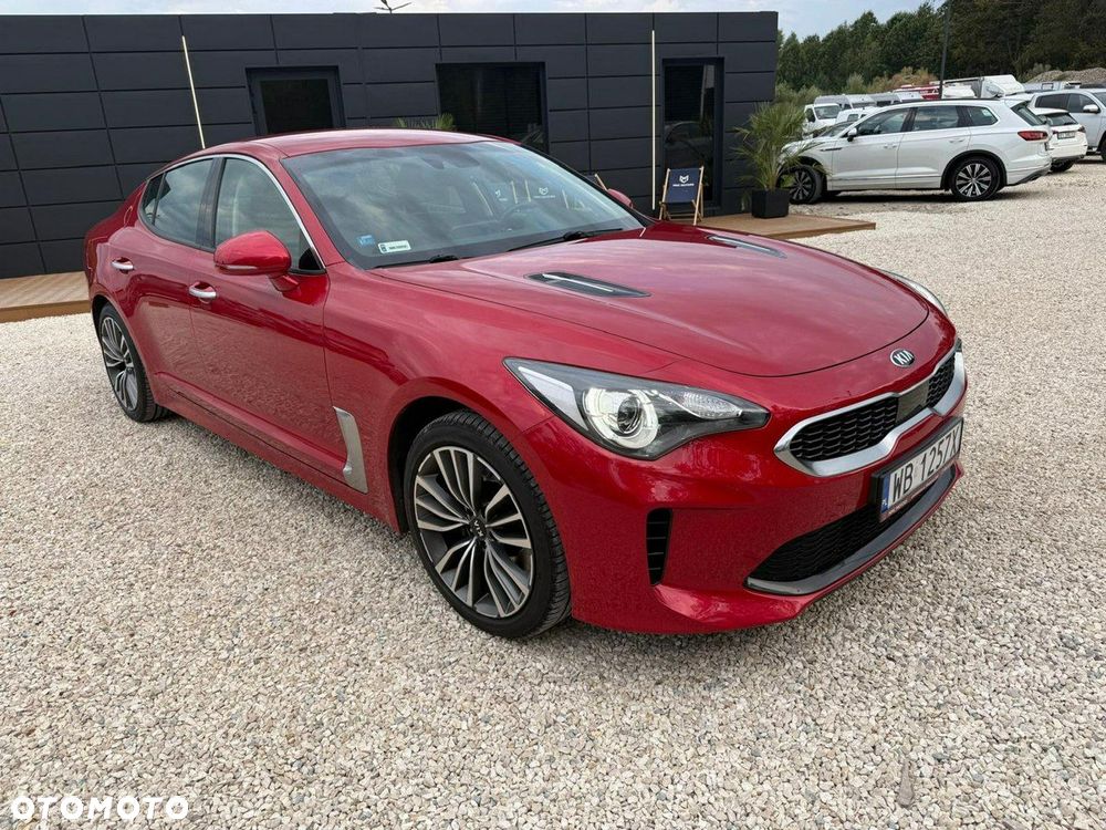 Kia Stinger - 8