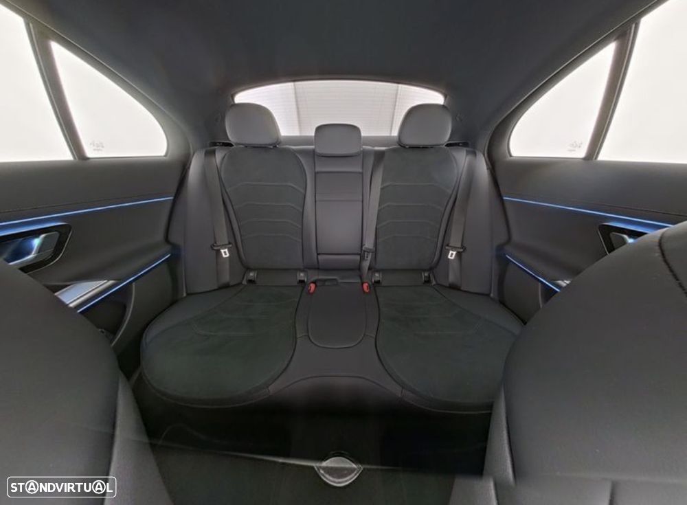 Mercedes-Benz E 300 de - 7