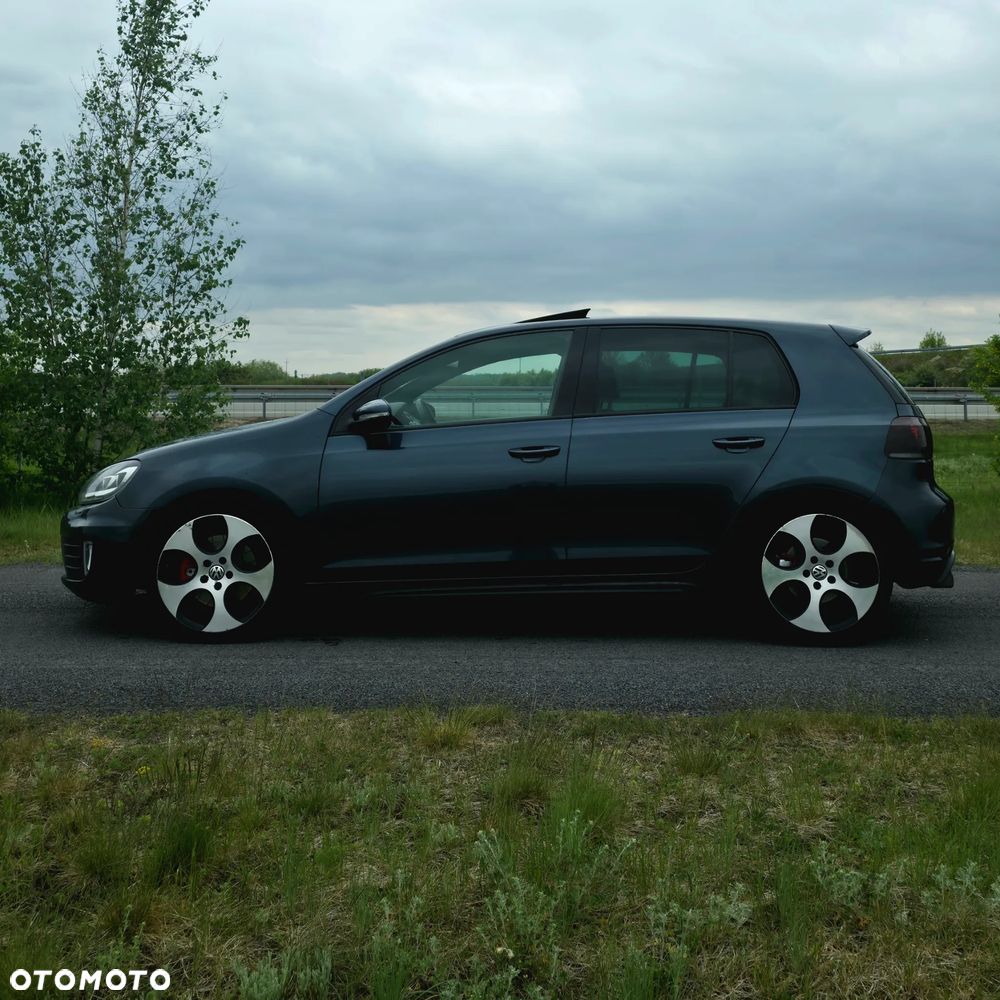 Volkswagen Golf 2.0 GTI - 7