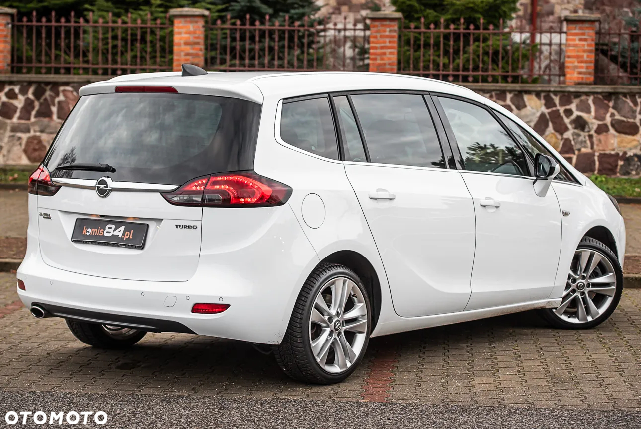 Opel Zafira - 11