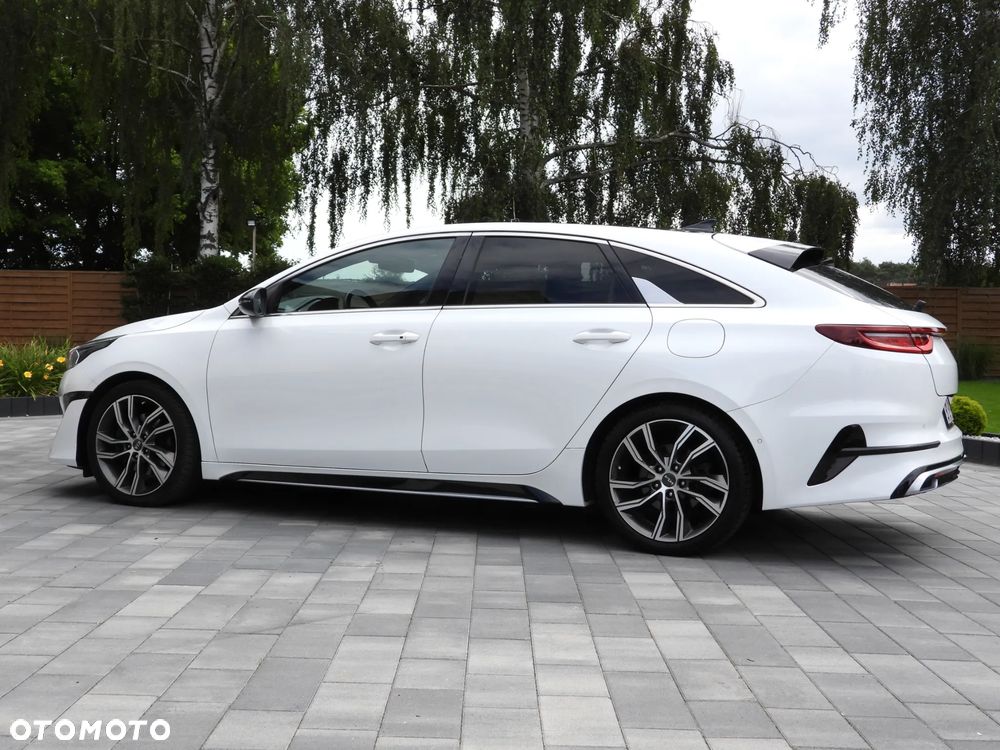 Kia ProCeed 1.5 T-GDI DCT7 OPF GT LINE - 13