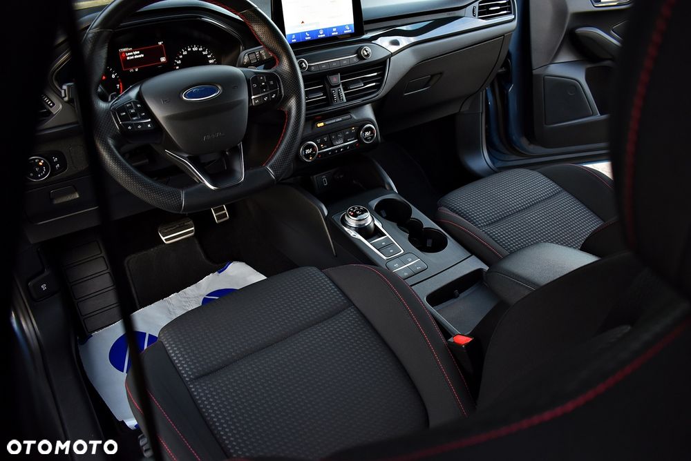 Ford Focus 1.5 EcoBoost STart-Stopp-System ST-LINE - 37