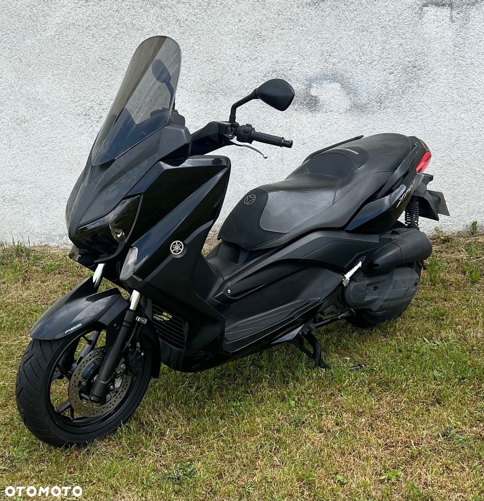Yamaha X-max - 4