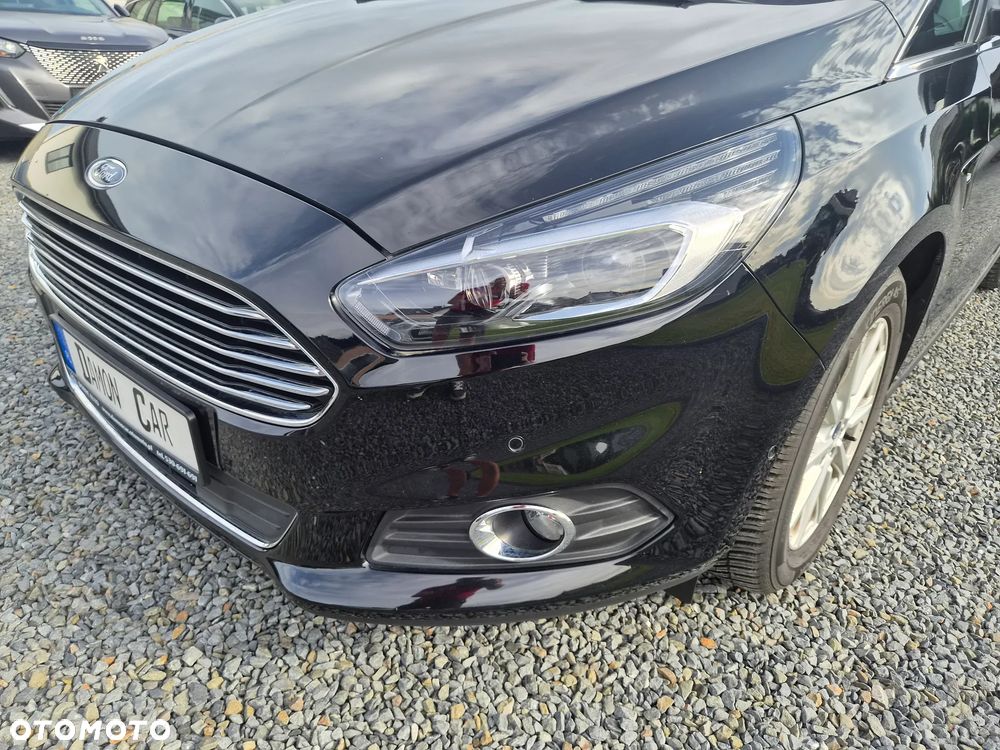 Ford S-Max 2.0 EcoBlue Titanium - 39