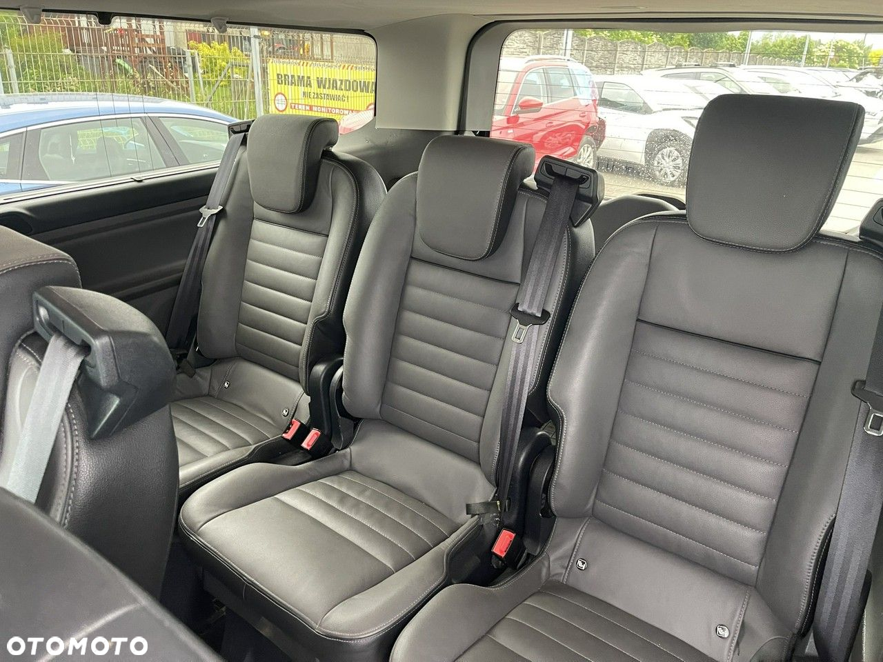 Ford Tourneo Custom - 11