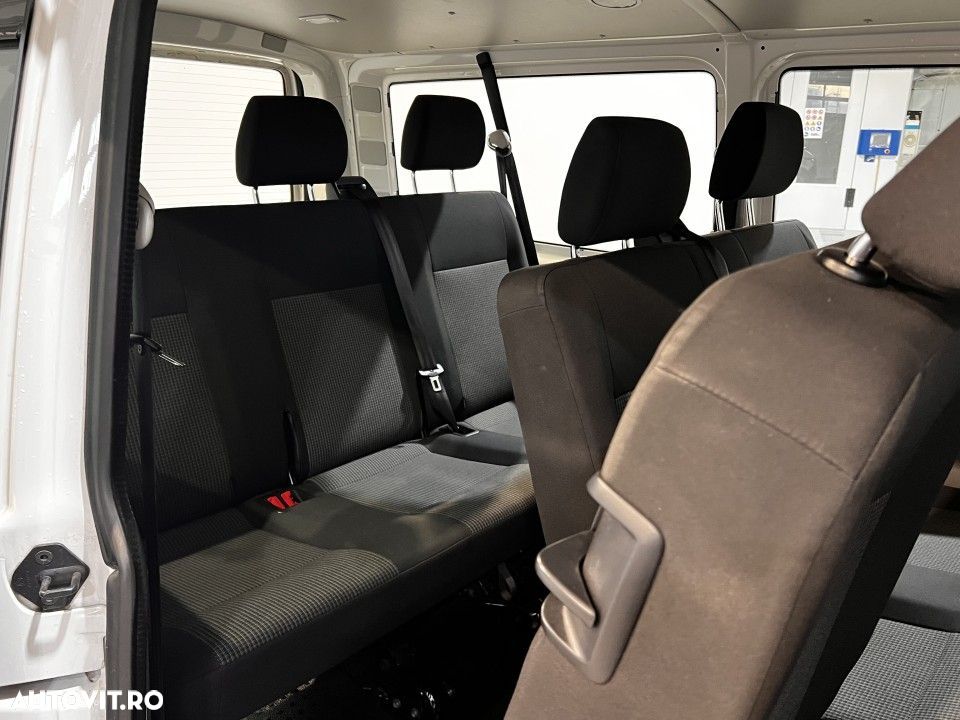 Volkswagen Transporter - 8