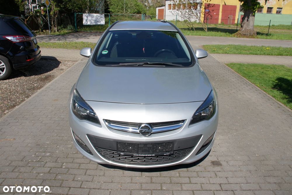 Opel Astra 1.4 T Cosmo EU6 - 3