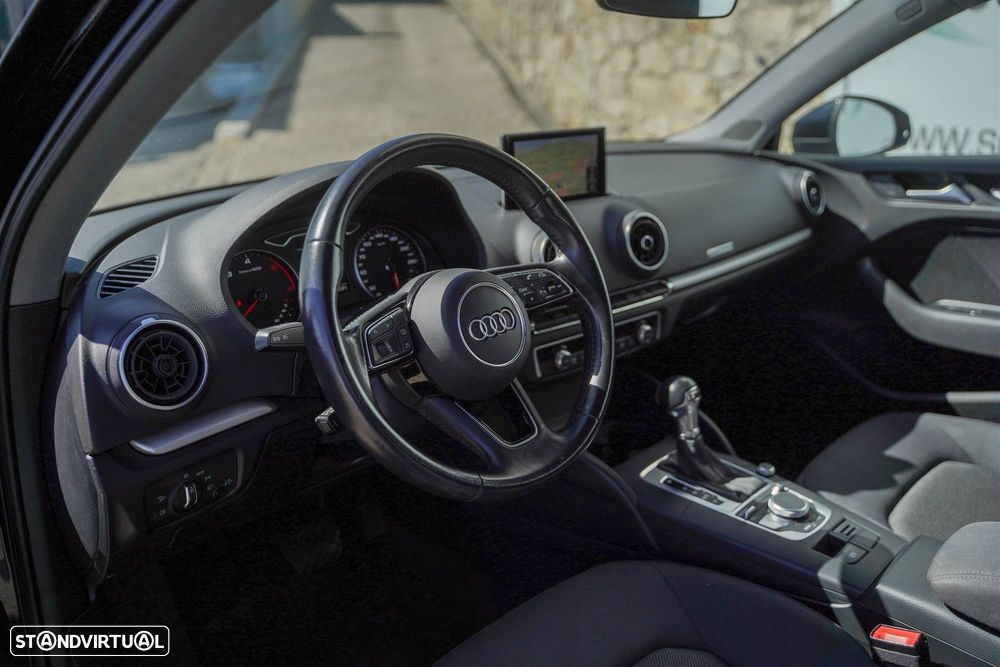 Audi A3 Limousine 1.6 TDI S tronic - 24