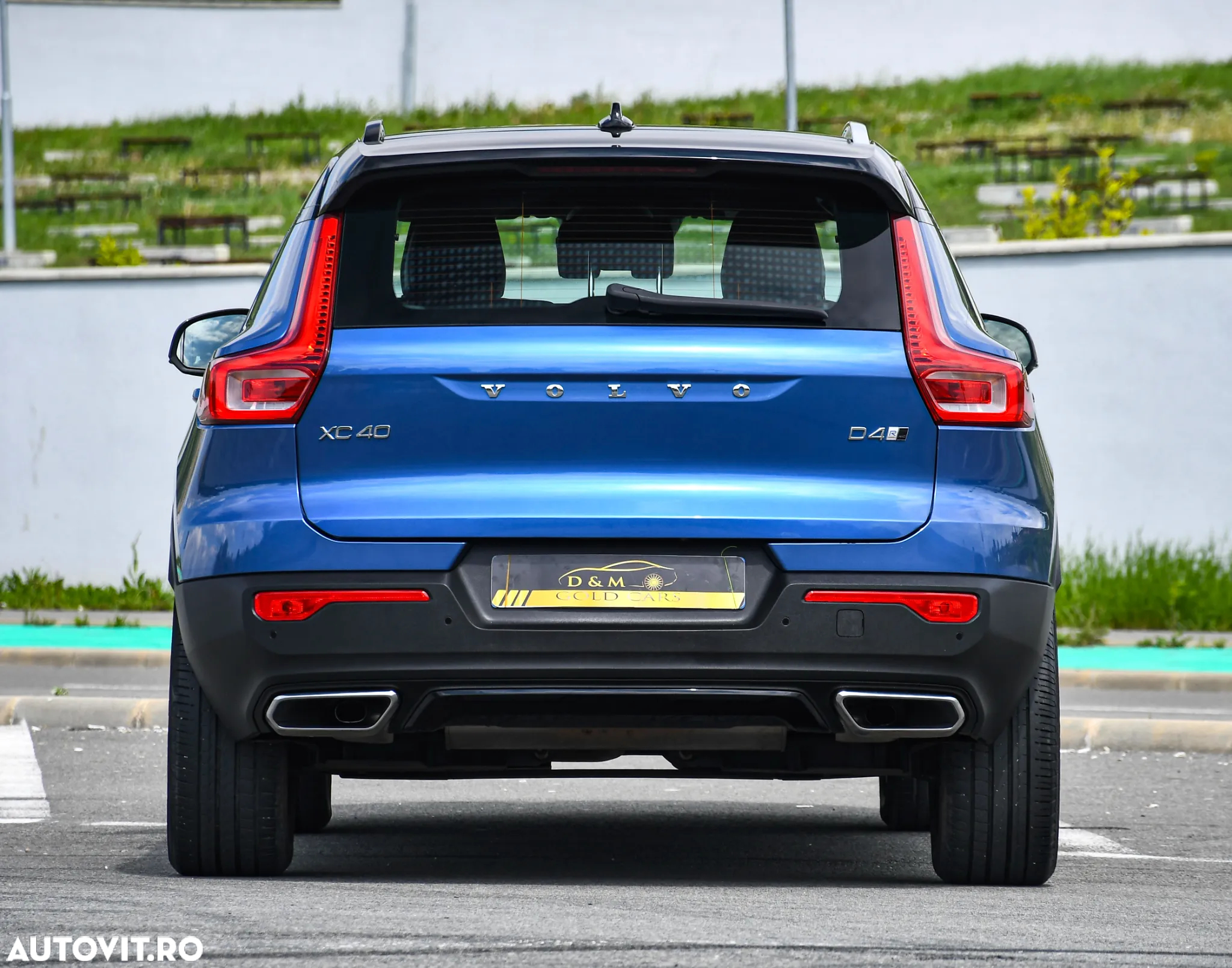 Volvo XC 40 D4 AWD Geartronic R-Design - 5