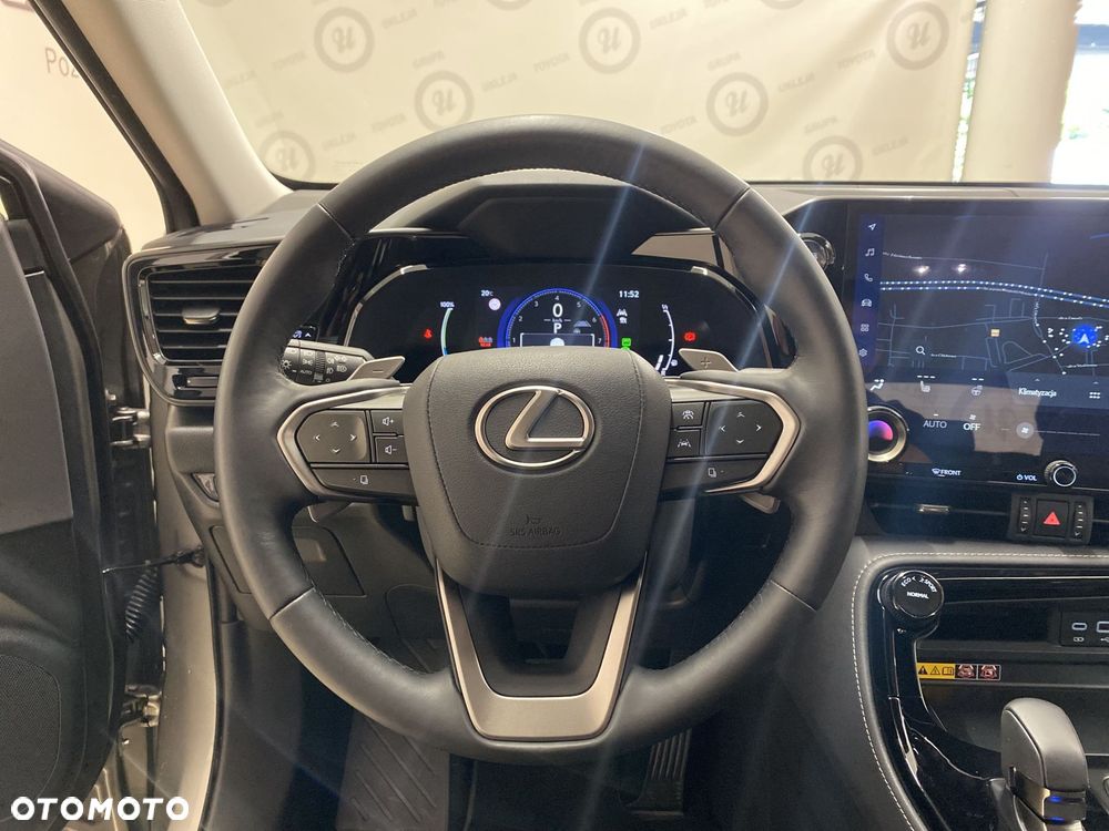 Lexus NX - 11
