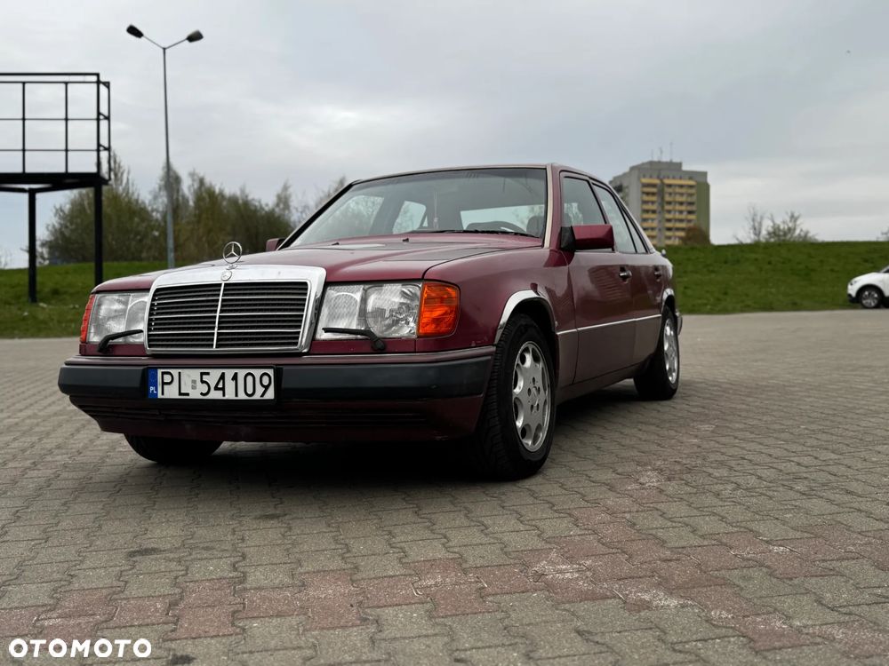 Mercedes-Benz W124 (1984-1993) - 21