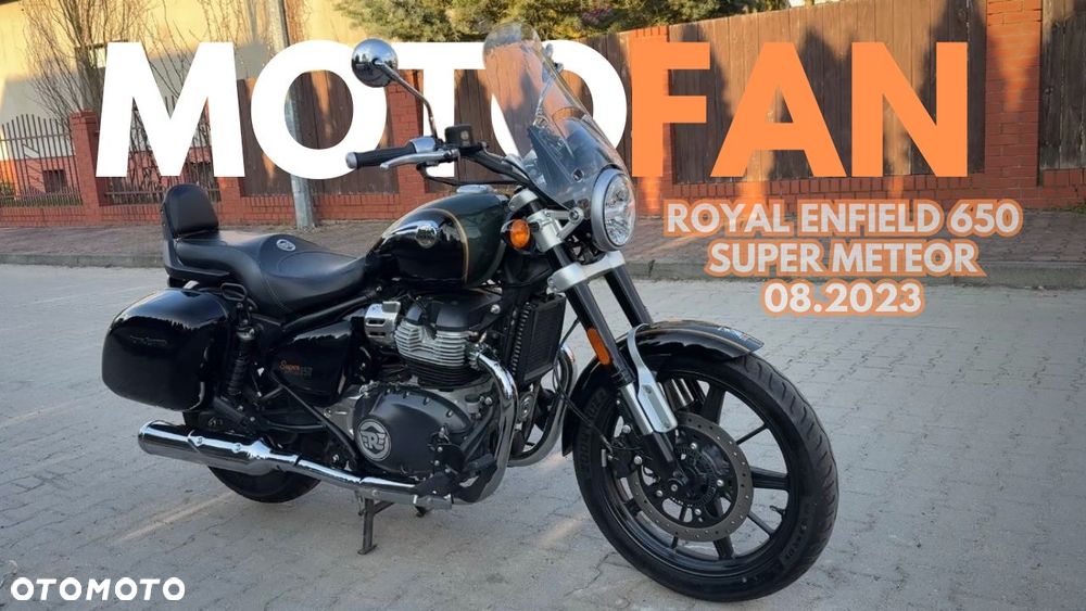 Royal Enfield Super Meteor - 2
