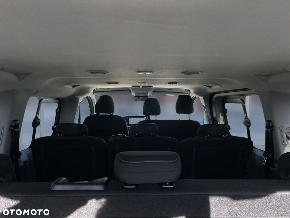Volkswagen Transporter Kombi L2H1 M1 - 21