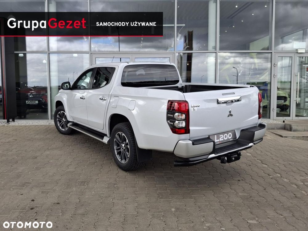 Mitsubishi L200 - 6