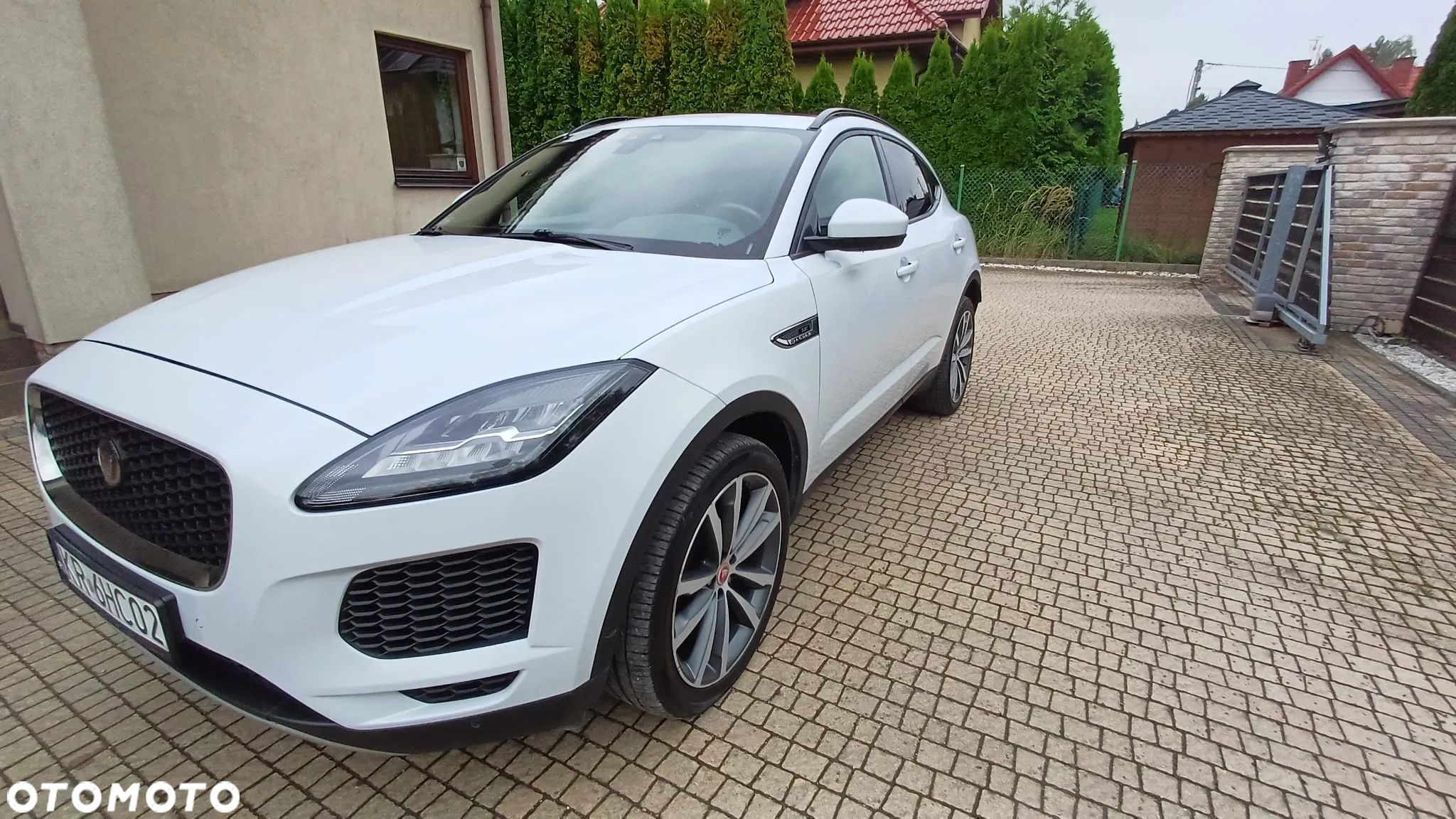 Jaguar E-Pace 2.0 i4D AWD SE - 12