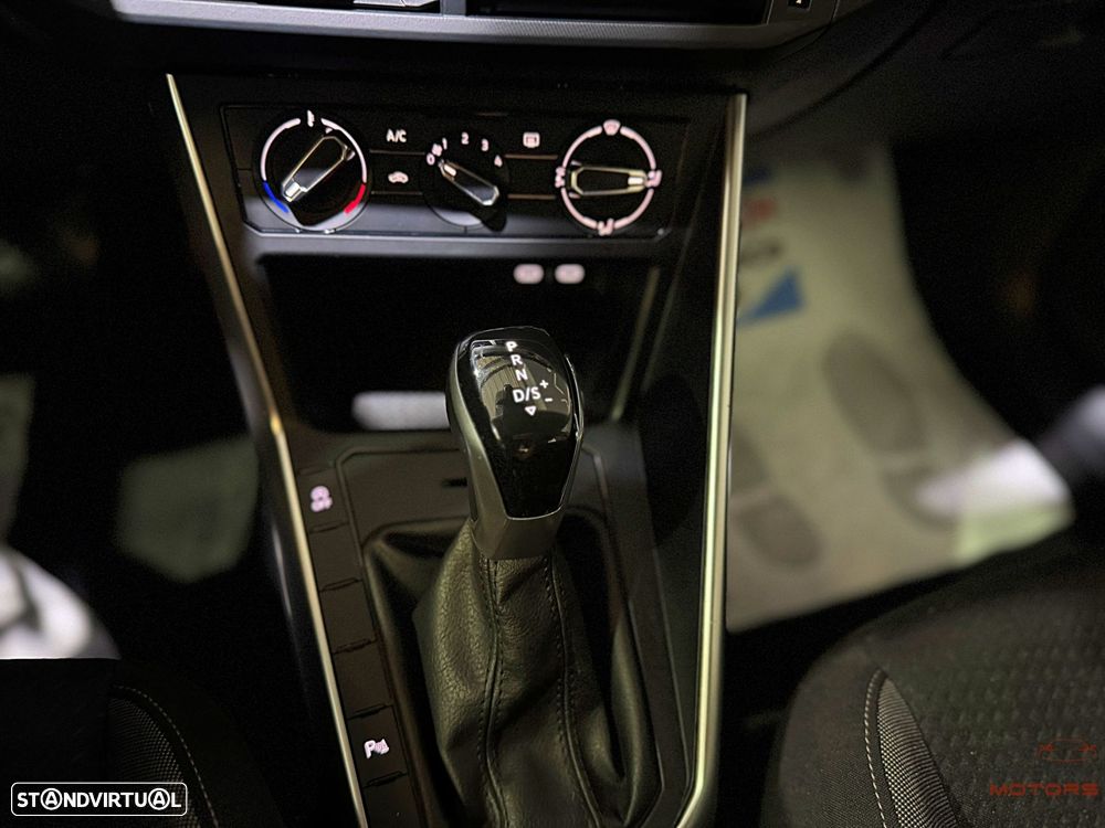 VW Polo 1.0 TSI Urban DSG - 29