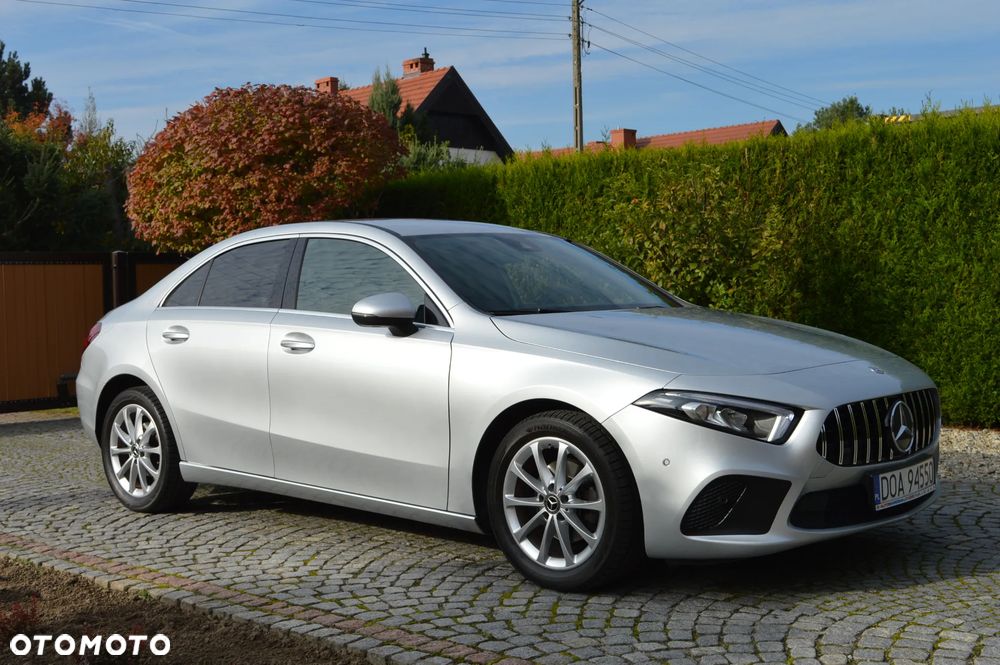 Mercedes-Benz Klasa A 180 d Progressive 7G-DCT - 2