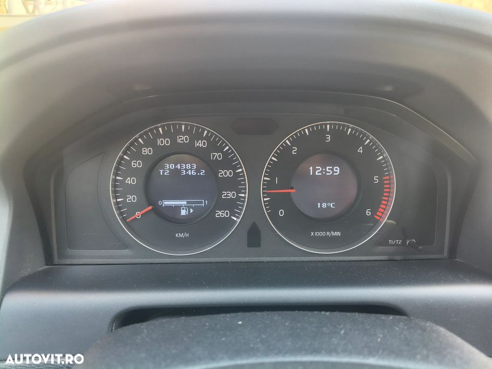 Volvo XC 60 D3 AWD Kinetic - 10