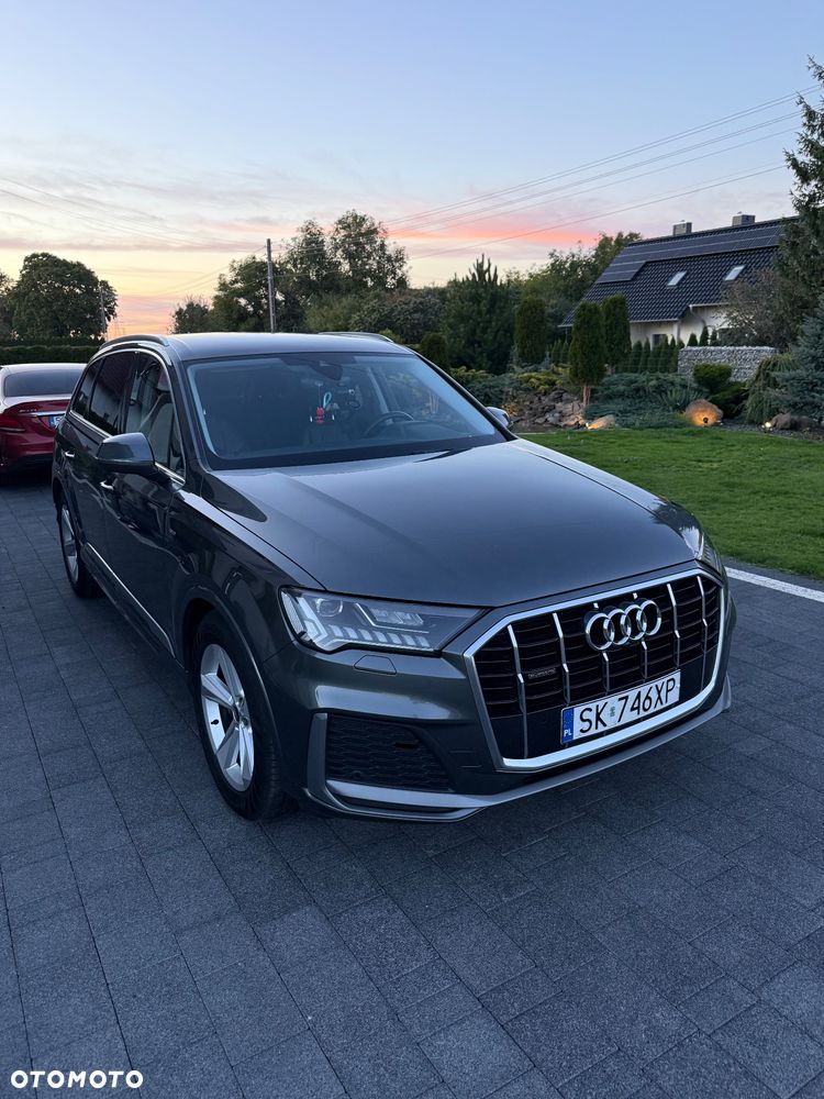 Audi Q7 - 1