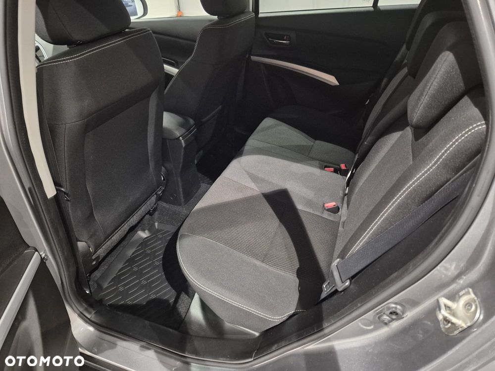 Suzuki SX4 - 17
