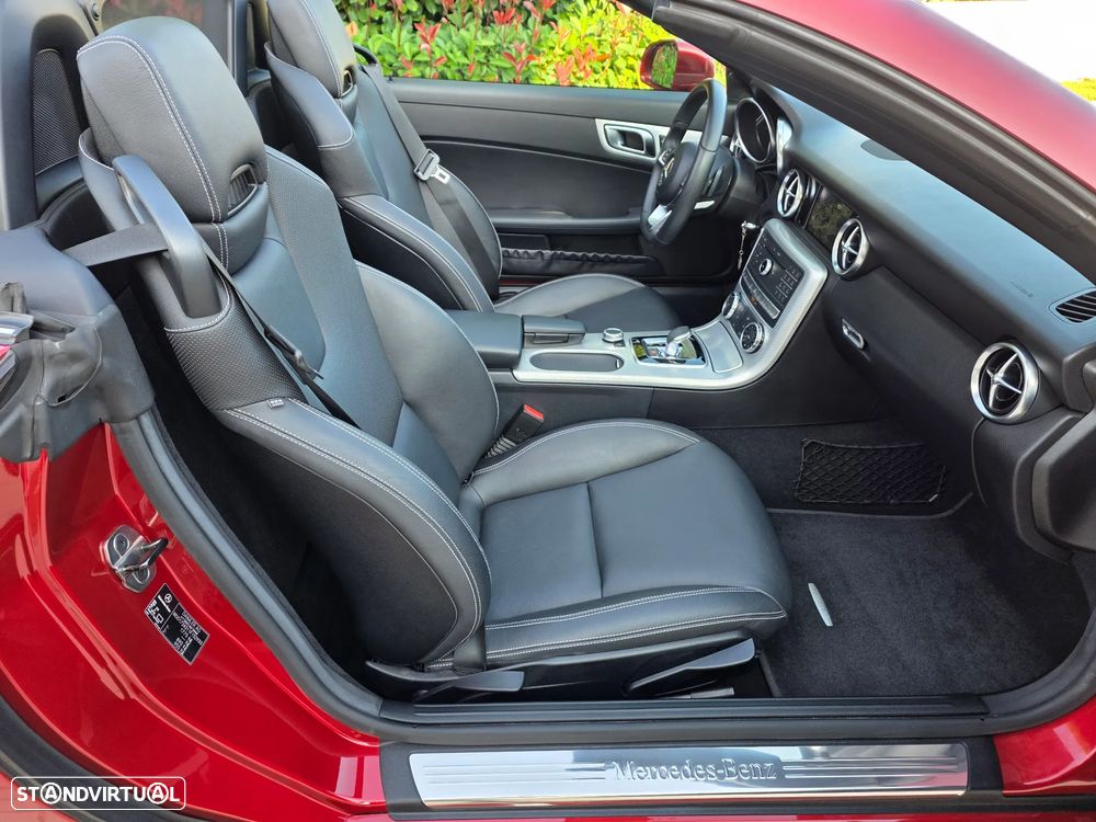 Mercedes-Benz SLC 180 9G-TRONIC - 42