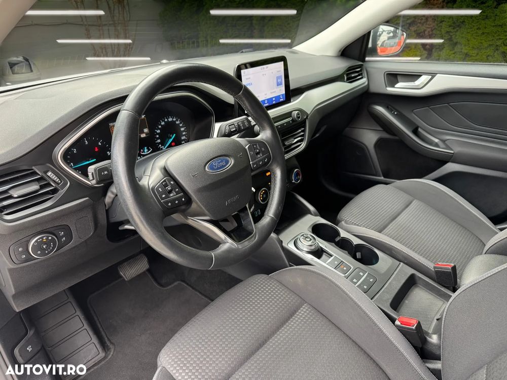 Ford Focus 2.0 EcoBlue Titanium Business - 26
