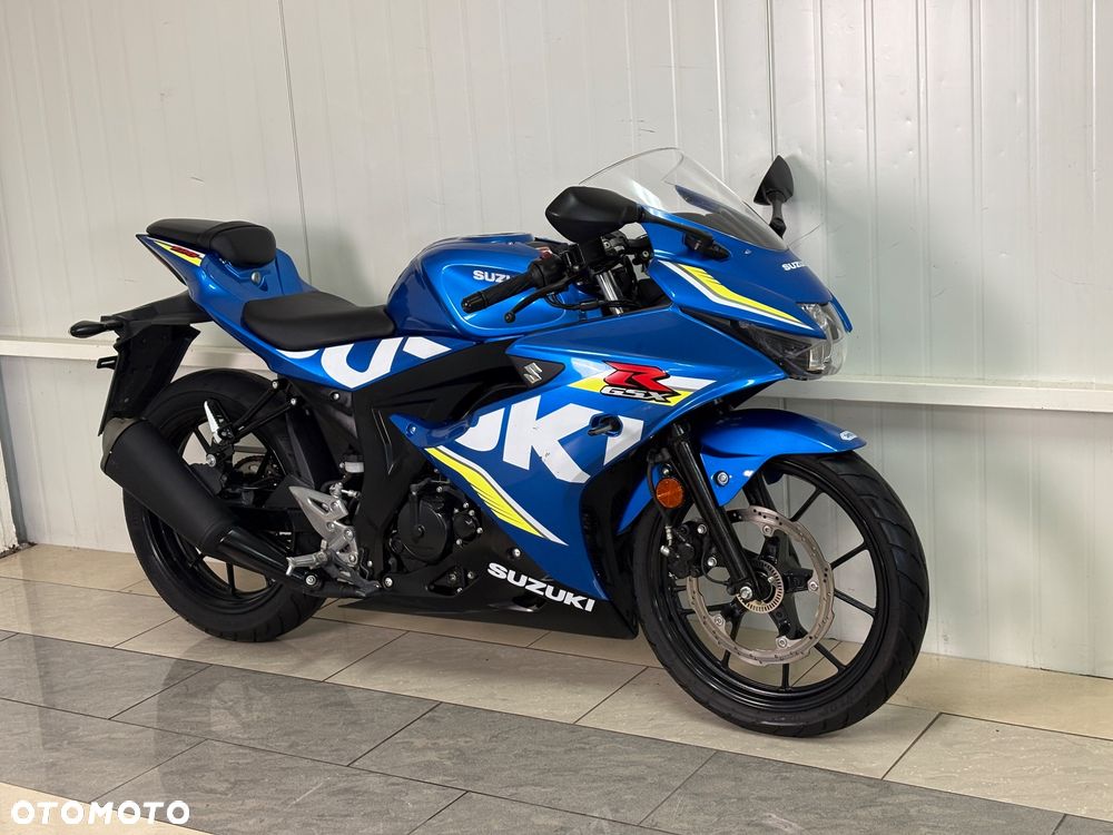 Suzuki GSX-R - 1