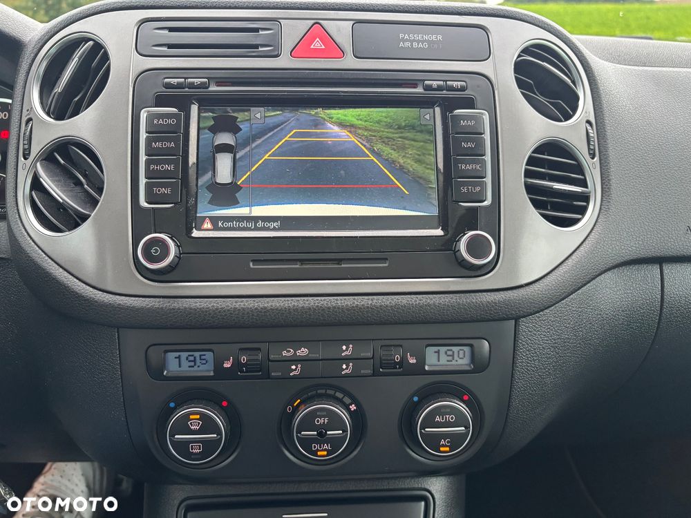 Volkswagen Tiguan - 16