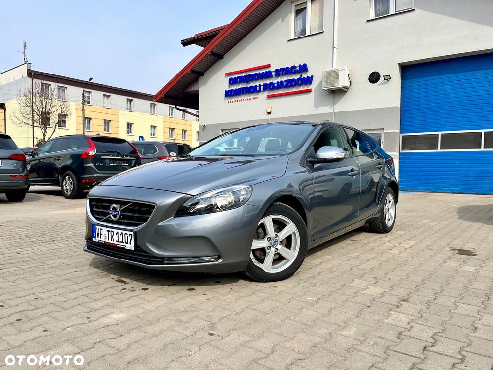 Volvo V40 - 1