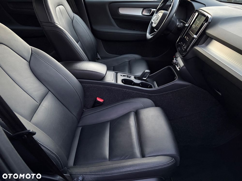 Volvo XC 40 D3 Momentum Pro - 9