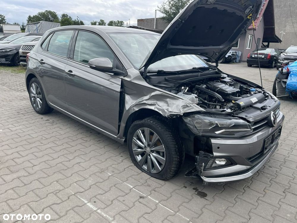 Volkswagen Polo - 6