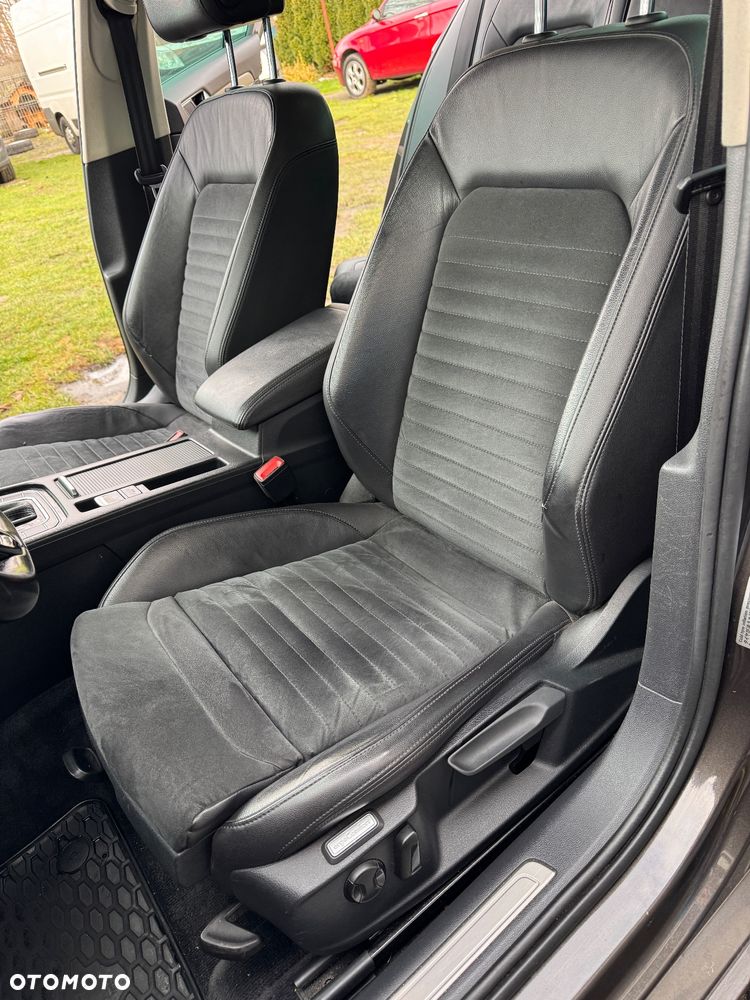 Volkswagen Passat 2.0 TDI BMT 4Mot Highline DSG - 27